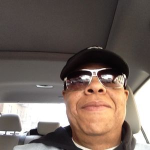 Meet your Posher, Larry